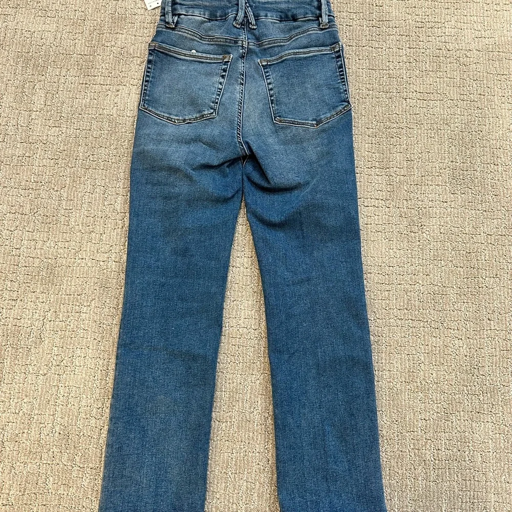 Good American Pull On Straight Leg Blue Jeans - Picture 6 of 8